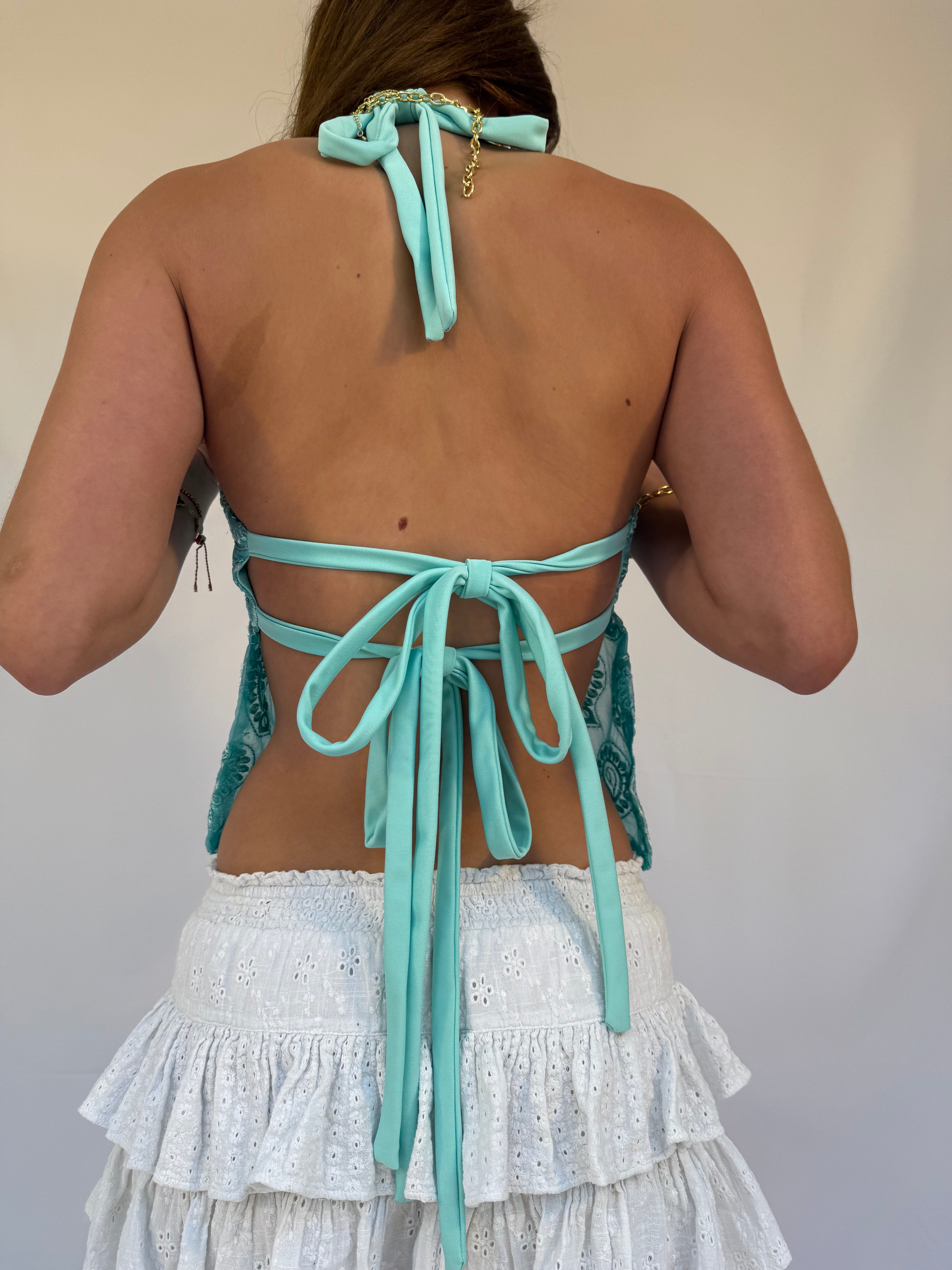 Arella top